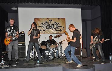 Kamie� Pomorski: Rockowa sobota w KaDeKu