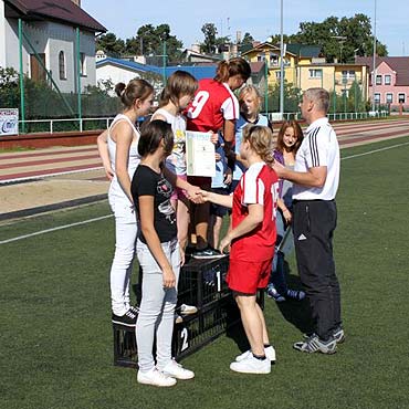 Mi�dzyzdroje: Uczniowie rywalizowali ze sob� w lekkoatletyce