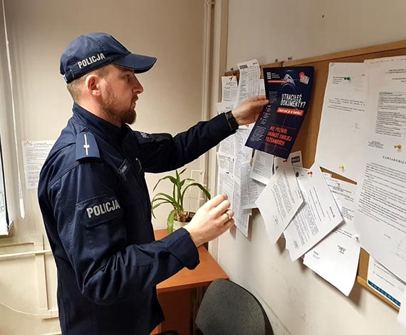 Utracie dokumenty? Dzielnicowi radz: Zastrze je w banku!