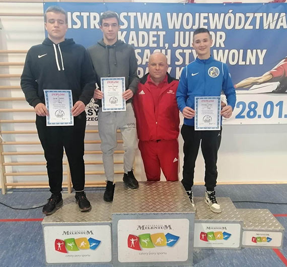 Zapaśnicy Wikinga Wolin z 3- medalami wrócili z Mistrzostw Województwa Zachodniopomorskiego w zapasach Juniorów młodszych i Juniorów