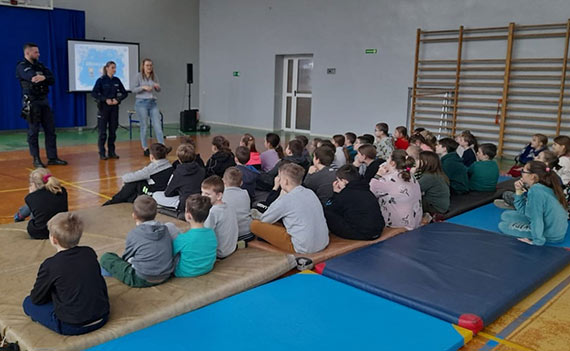 Bezpieczne ferie zimowe – cykl spotkań z dziećmi rozpoczęty