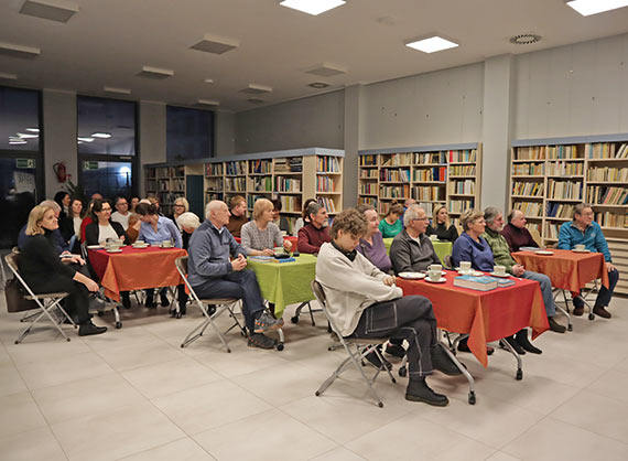 „Pomorze – migracje – transformacje. O potrzebie porównawczego patrzenia na świat i używania lornetki” – spotkanie autorskie z prof. Janem M. Piskorskim w międzyzdrojskiej bibliotece