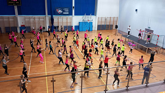 Zumba Maraton z Okazji Dnia Kobiet w Międzyzdrojach