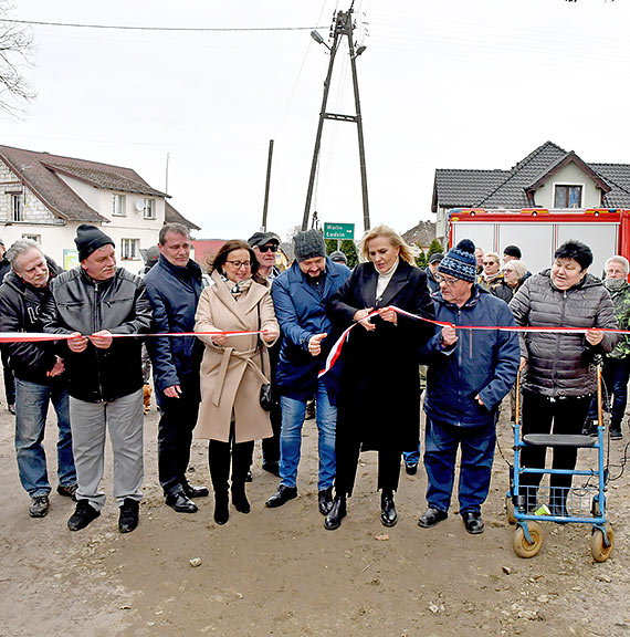 Oddano kompleksow sie wodocigow w Warnowie