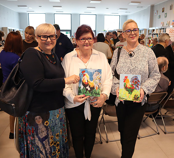 „Artystyczne zawirowania” - wernisa i kiermasz prac uczestnikw rodowiskowego Domu Samopomocy oraz Klubu Senior+ w midzyzdrojskiej Bibliotece