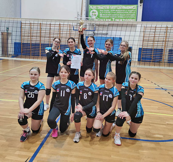 Poznaliśmy Mistrzynie Regionu „B” w Piłce Siatkowej Dziewcząt w ramach Igrzysk Dzieci 2022/2023