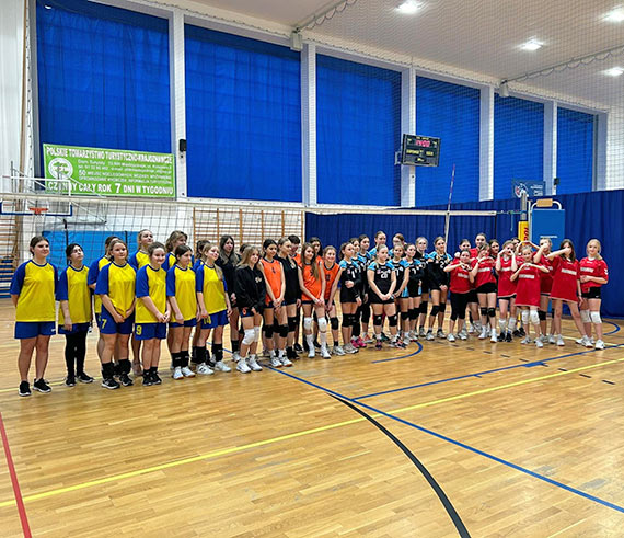Poznaliśmy Mistrzynie Regionu „B” w Piłce Siatkowej Dziewcząt w ramach Igrzysk Dzieci 2022/2023