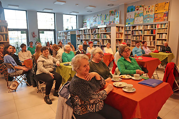 Wieczór poezji pt. „Nic dwa razy” w międzyzdrojskiej bibliotece