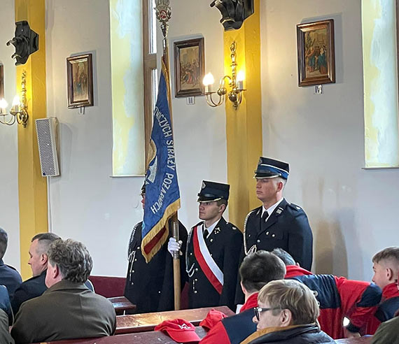 W Stuchowie odbyły się Powiatowe Obchody Dnia Strażaka