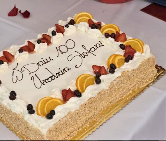 Sołectwo Gostyń świętuje jubileusz najstarszej mieszkanki - Pani Stefanii Wojciechowskiej