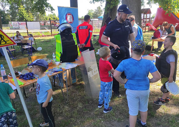 Dzień Profilaktyki z policjantami w szkole podstawowej