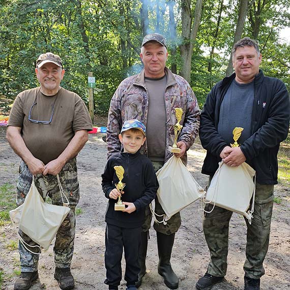 Zawody wędkarskie na Zatorku – sportowo i rodzinno przy Jeziorem Zatorek