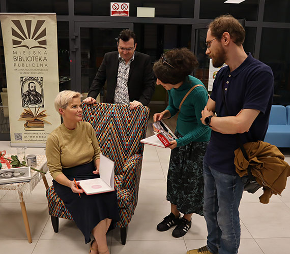 „Lubię być Polakiem” - Spotkanie autorskie z Moniką Richardson w międzyzdrojskiej bibliotece
