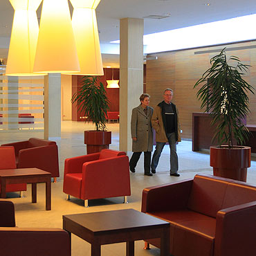 Pierwsi go�cie w Interferie Medical Spa! Zobacz jak wygl�da hotel!