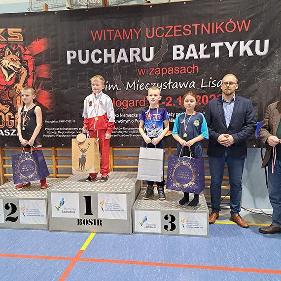Gimsport Międzyzdroje Osiąga Sukcesy na Turnieju Zapasów w Białogardzie