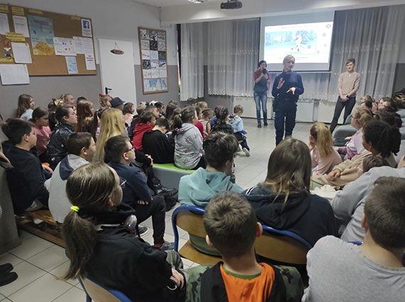 „Bezpieczne Ferie” z kamieńskimi policjantami