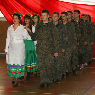 �wierzno: �wi�to Niepodleg�o�ci 