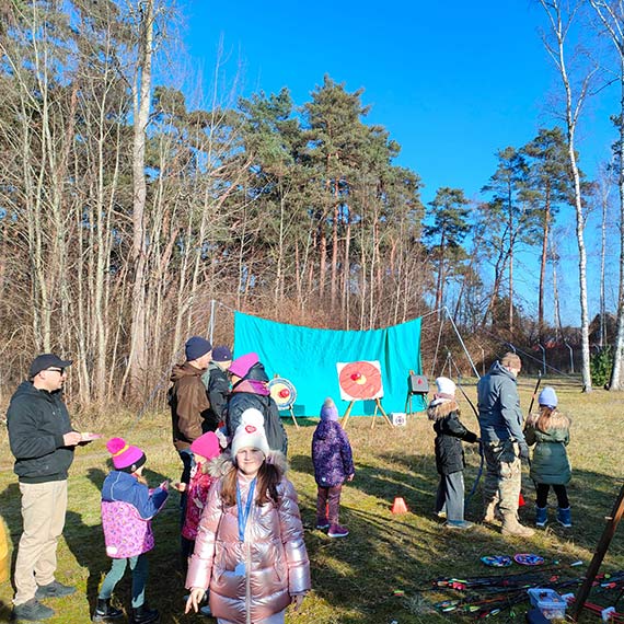 Militarny piknik na rzecz WOŚP w Dziwnowie: Rodzinna zabawa i wspieranie dobrych celów