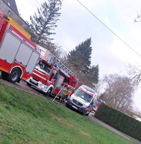 Poar w budynku - jest poszkodowana osoba