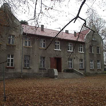 Wolin: Nowe pokrycia dachowe gminnych budynków