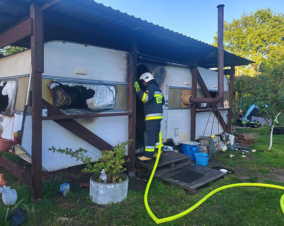 Pożar przyczepy campingowej