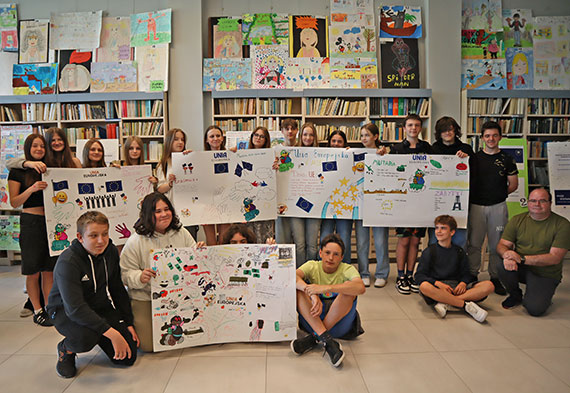 Unia Europejska i my – lekcja biblioteczna w ramach projektu „Moja biblioteka – przestrzeń wiedzy i rozmowy o Unii Europejskiej”