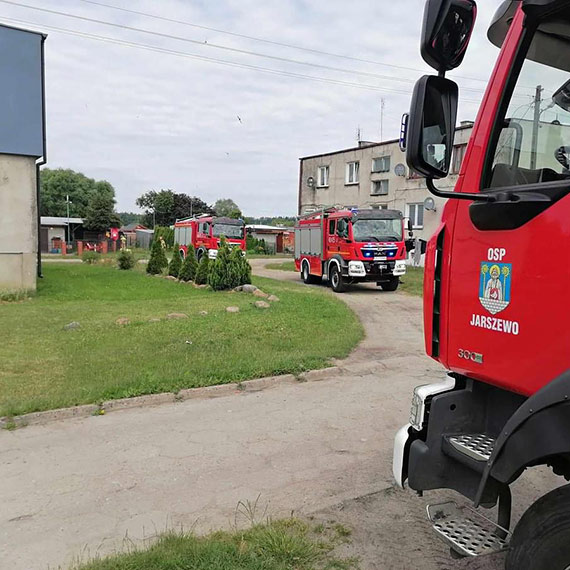 Strażacy zadysponowani do pożaru palet oraz drewna