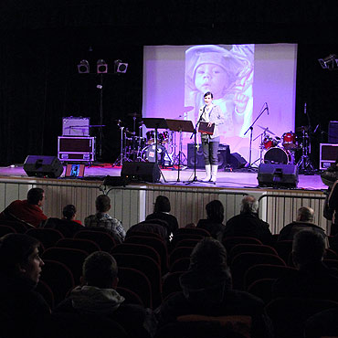 Mały Antoś ma wielu przyjaciół!