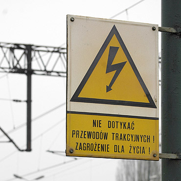 Kamie� Pomorski: Kradli przewody trakcyjne. Straty wynosz� kilkaset tysi�cy z�otych