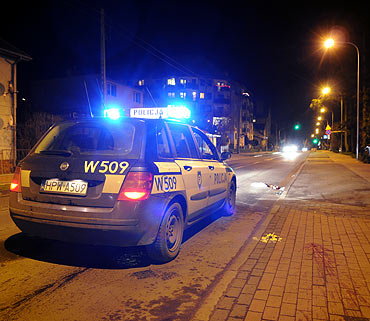 Kamie� Pomorski: Tragiczny wypadek. Nie �yje kobieta potr�cona przez samoch�d