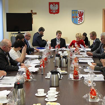 Kamień Pomorski: Świąteczno-budżetowa sesja Rady Powiatu