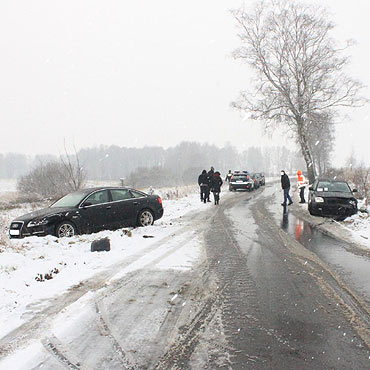 Policja: Do kolizji nie trzeba wzywa� policji. Wystarczy o�wiadczenie sprawcy