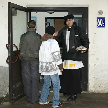 Ksi�a rozpocz�li kol�dowanie. Ile ofiarowa� w kopercie?