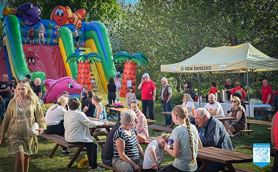 Pierwszy Piknik Majwkowy w wierznie