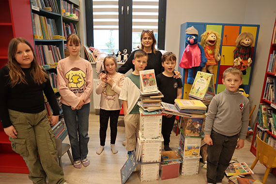 Nocna wędrówka przez książki w międzyzdrojskiej bibliotece - 10.05.2024 r.