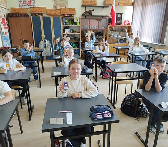 Wiedza, pasja i serce do historii. Czwartoklasici i pitoklasici zmierzyli si w szkolnym konkursie