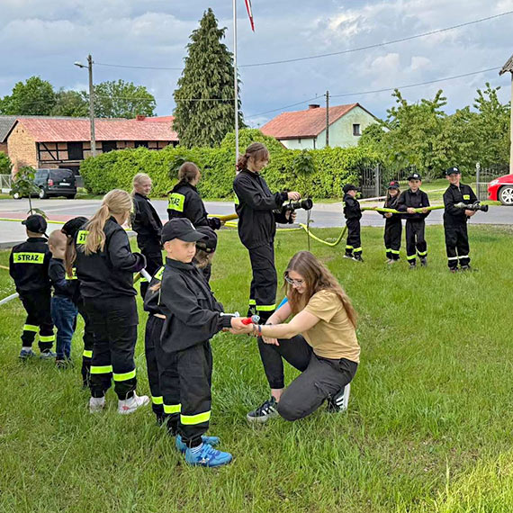 Młodzieżowa Drużyna Pożarnicza w Kołczewie szkoli się z pasją!