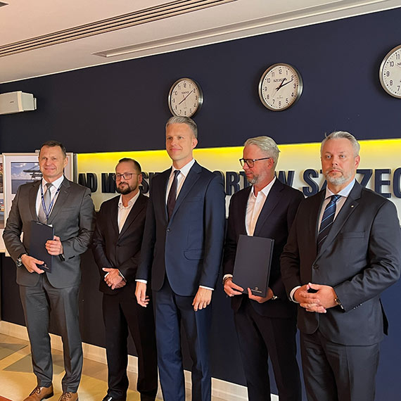 ZMPSiŚ podpisał umowę na projekt dostępu lądowego do przyszłego terminalu kontenerowego