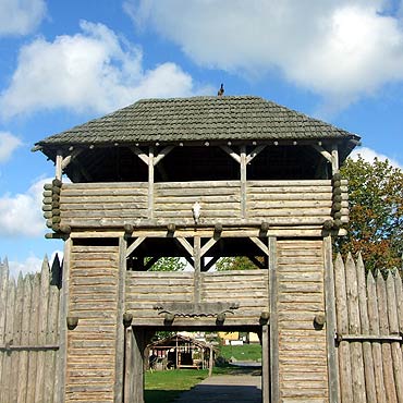 Wikingowie z Wolina wybuduj� skansen w legendarnym Biskupinie