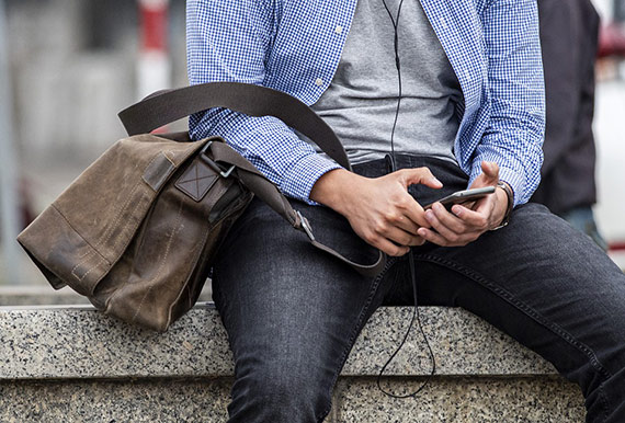 Blisko co drugi dorosy Polak ma zaufanie do bada opinii spoecznej. Przeciwnego zdania jest co trzecia osoba
