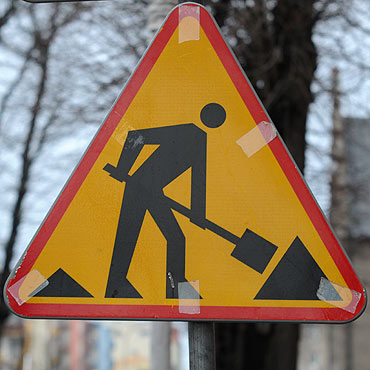 Dziwn�wek: Mandat dla kierownika rob�t drogi 107