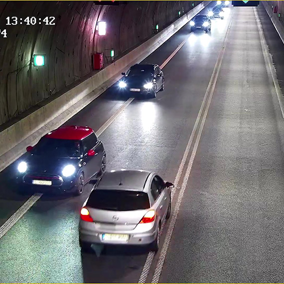 Niebezpieczna sytuacja w tunelu pod win! Sami zobaczcie! 