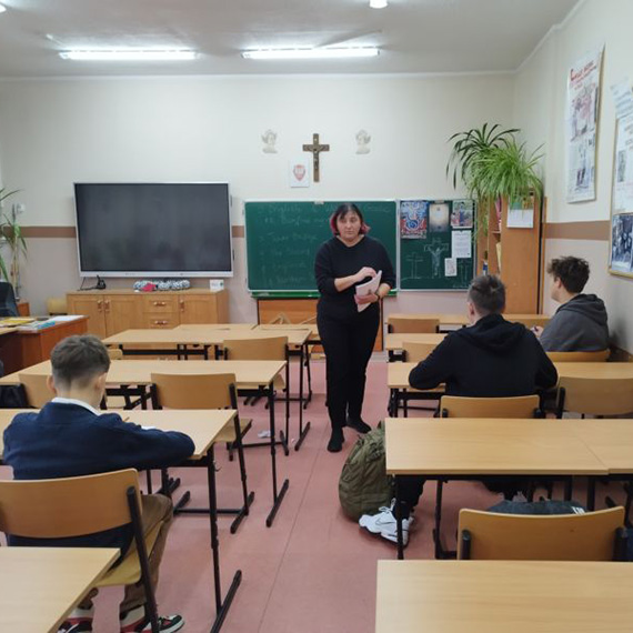 Uczniowie z Dziwnowa zmierzyli się z historią! Dwóch zakwalifikowało się do etapu rejonowego