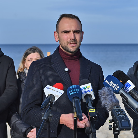 Świnoujście i Międzyzdroje jednym głosem przeciw „Przylądkowi Pomerania”. Samorządy i mieszkańcy: „Nikt nigdy nie konsultował z nami tego projektu!” Zobacz film!