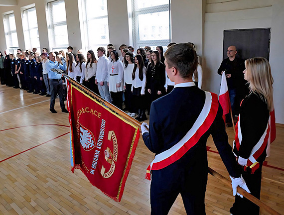 Ślubowanie młodszych kadetów w Liceum Ogólnokształcącym w Kamieniu Pomorskim