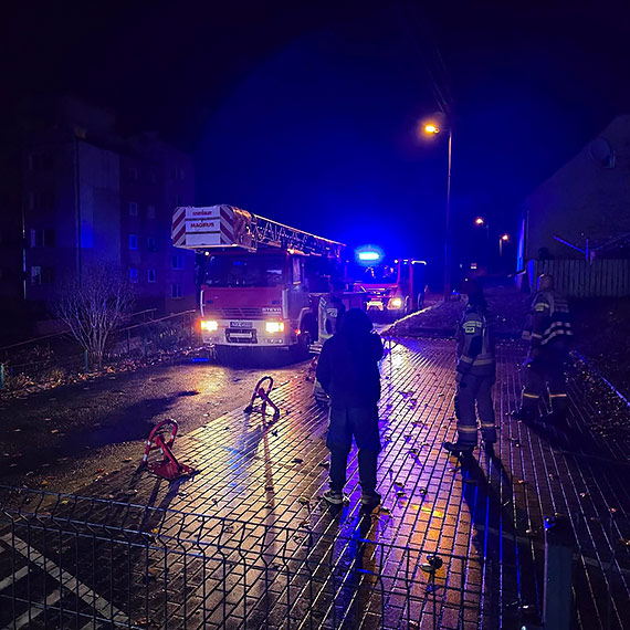 Wieczorna interwencja OSP Kołczewo. Warto reagować i wiedzieć, gdzie szukać pomocy