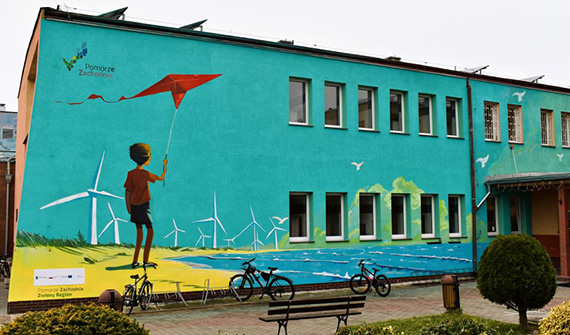 Nowy mural w Dziwnowie