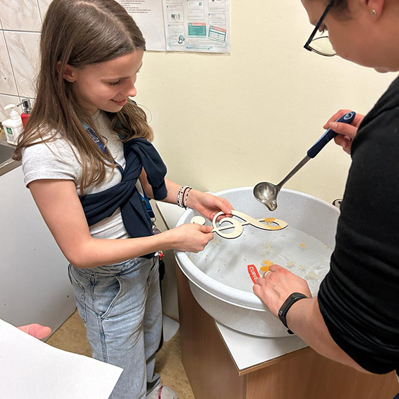 Muzyka, magia i zabawa. Andrzejki w Państwowej Szkole Muzycznej pełne atrakcji