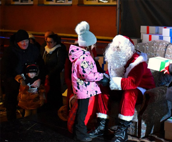 Jarmark Bo�onarodzeniowy w Dziwnowie