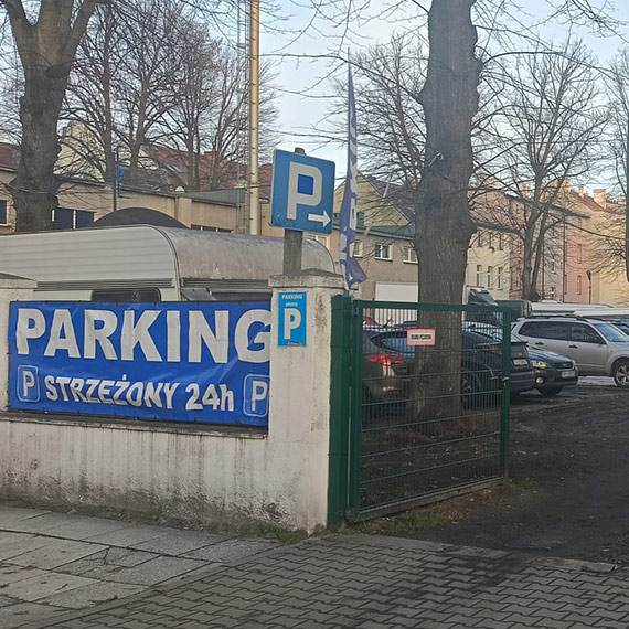 Odbi�r auta, kt�ry obna�y� s�abo�ci systemu